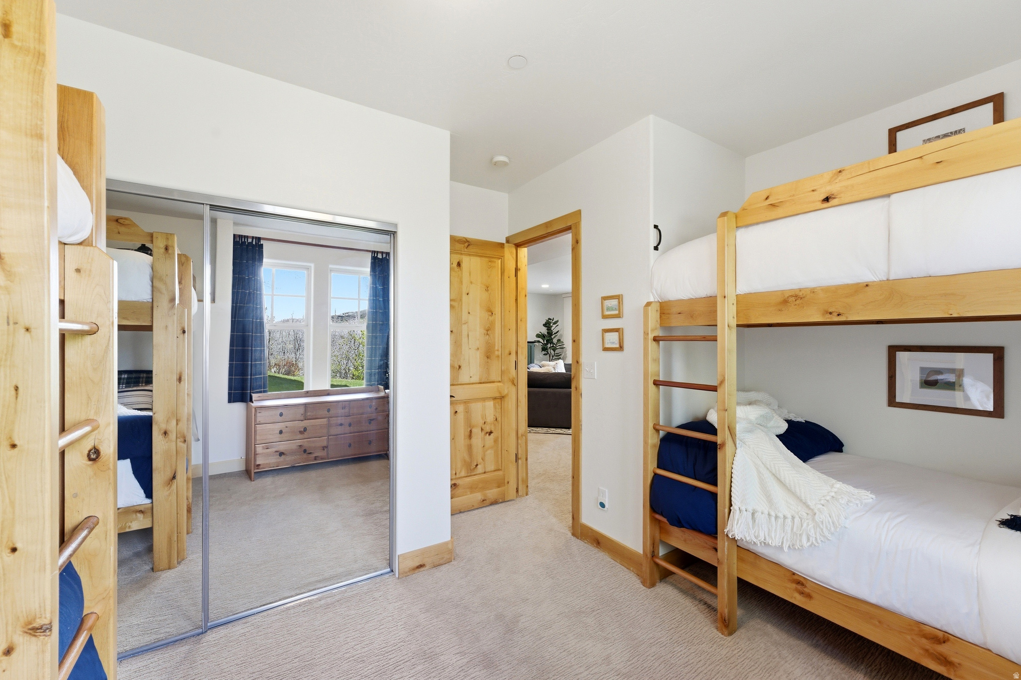 DEER MOUNTAIN - Residential
