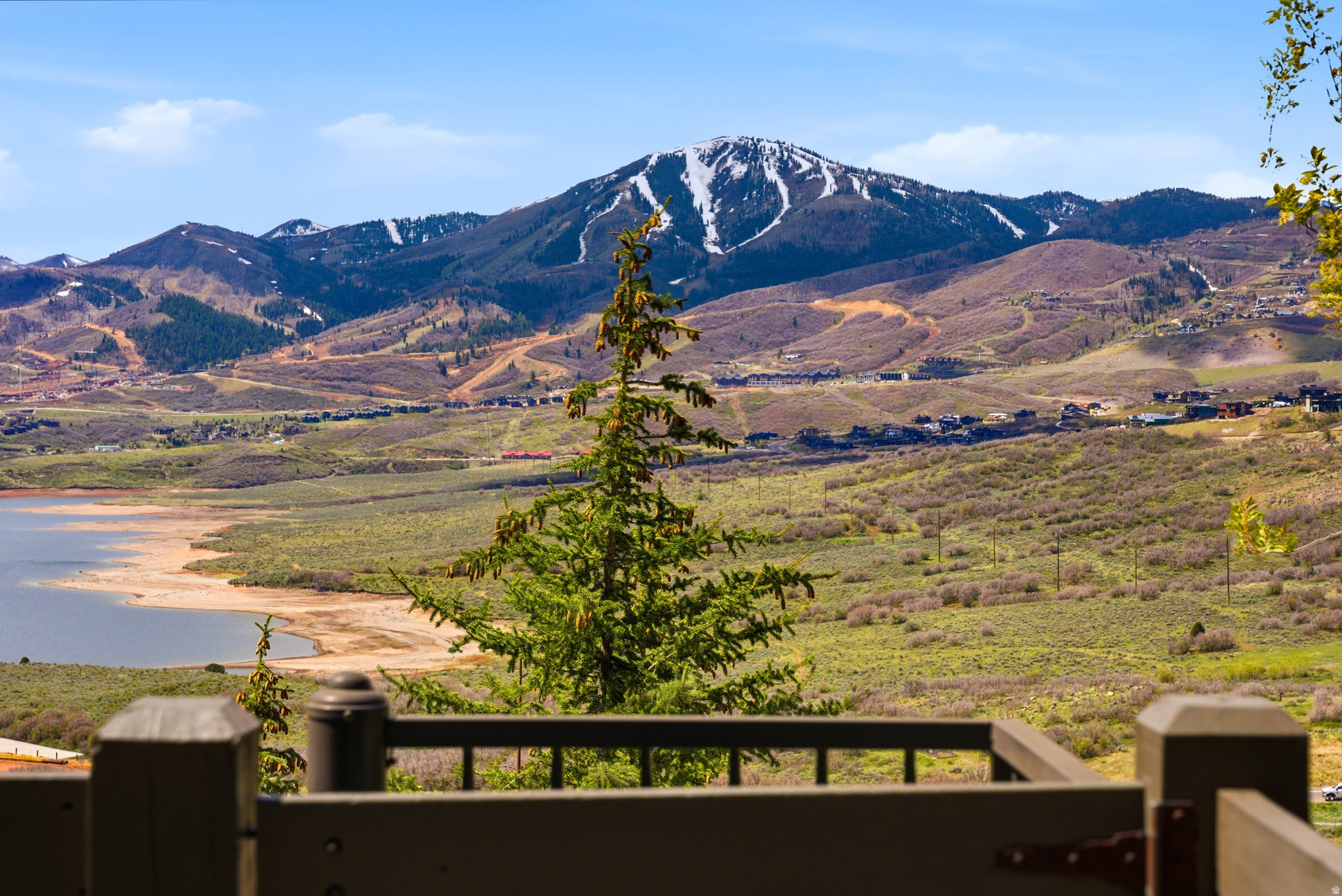 DEER MOUNTAIN - Residential