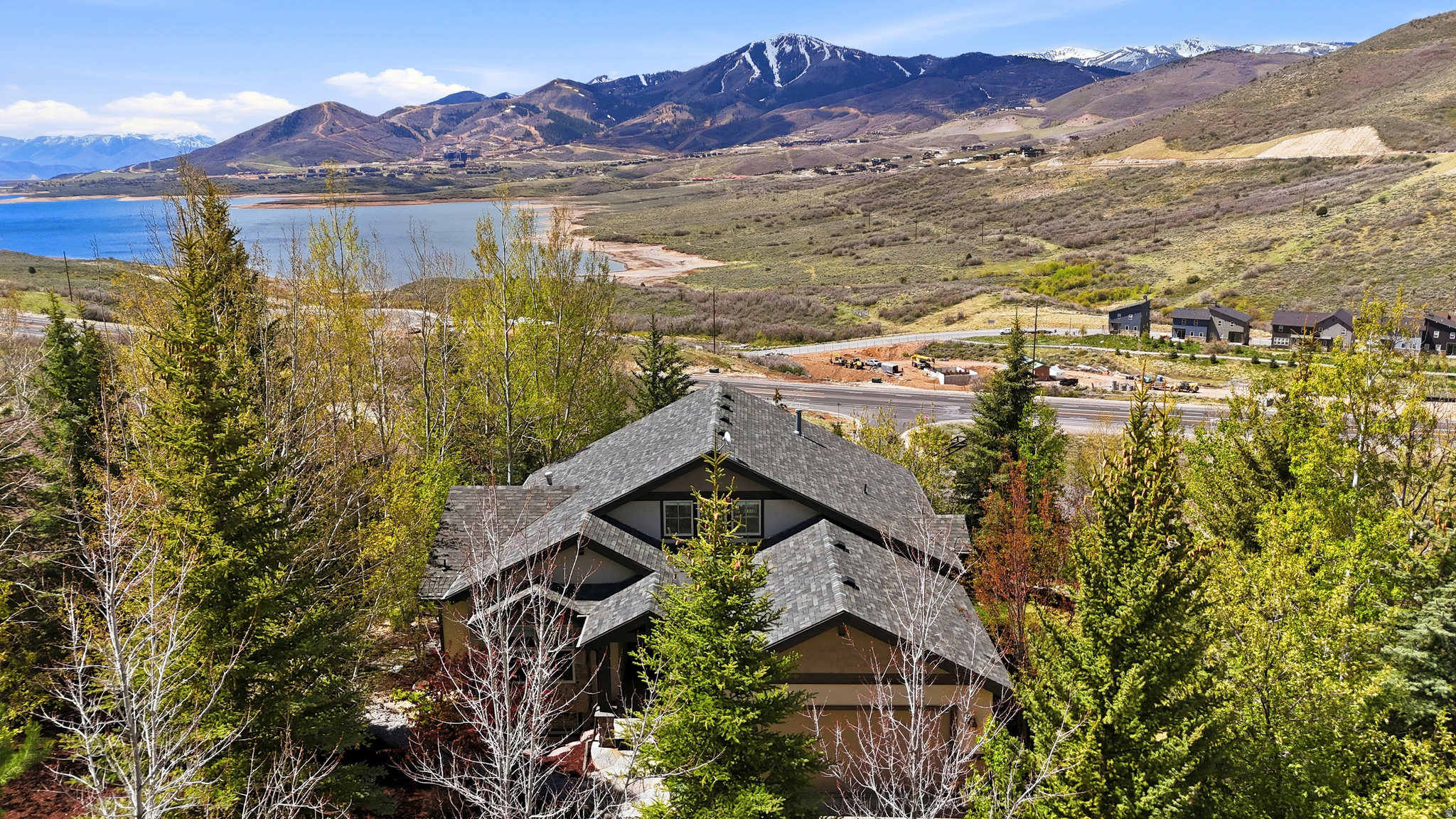 DEER MOUNTAIN - Residential