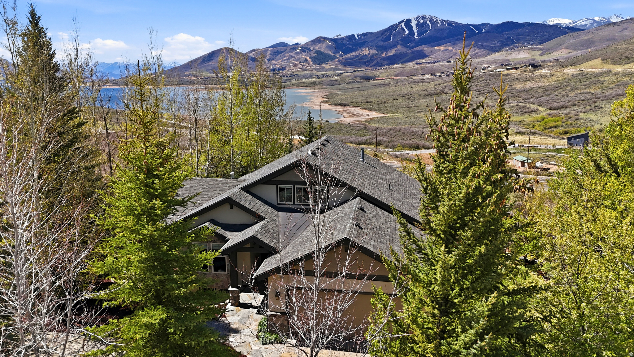 DEER MOUNTAIN - Residential