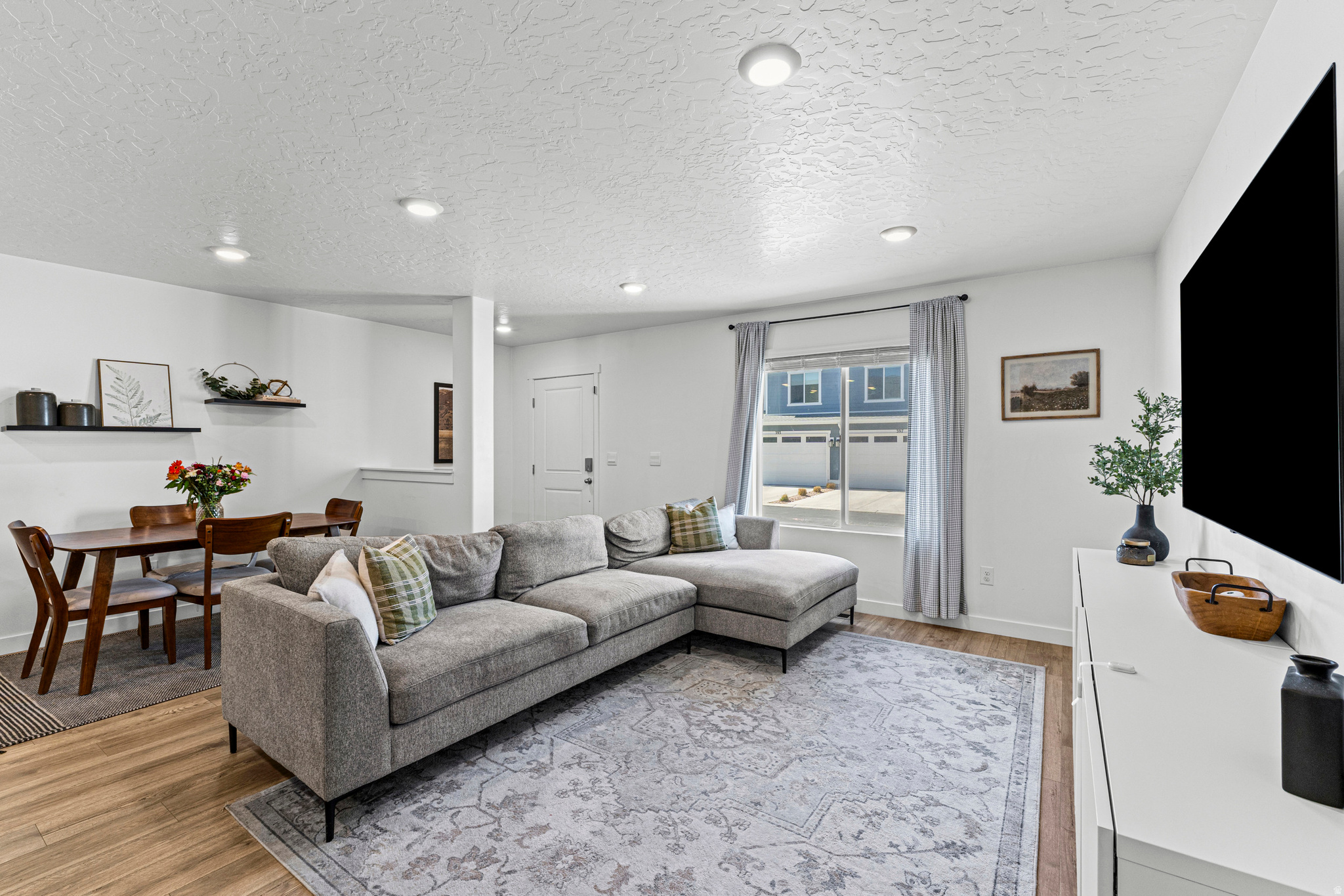 NORTHSHORE - Residential