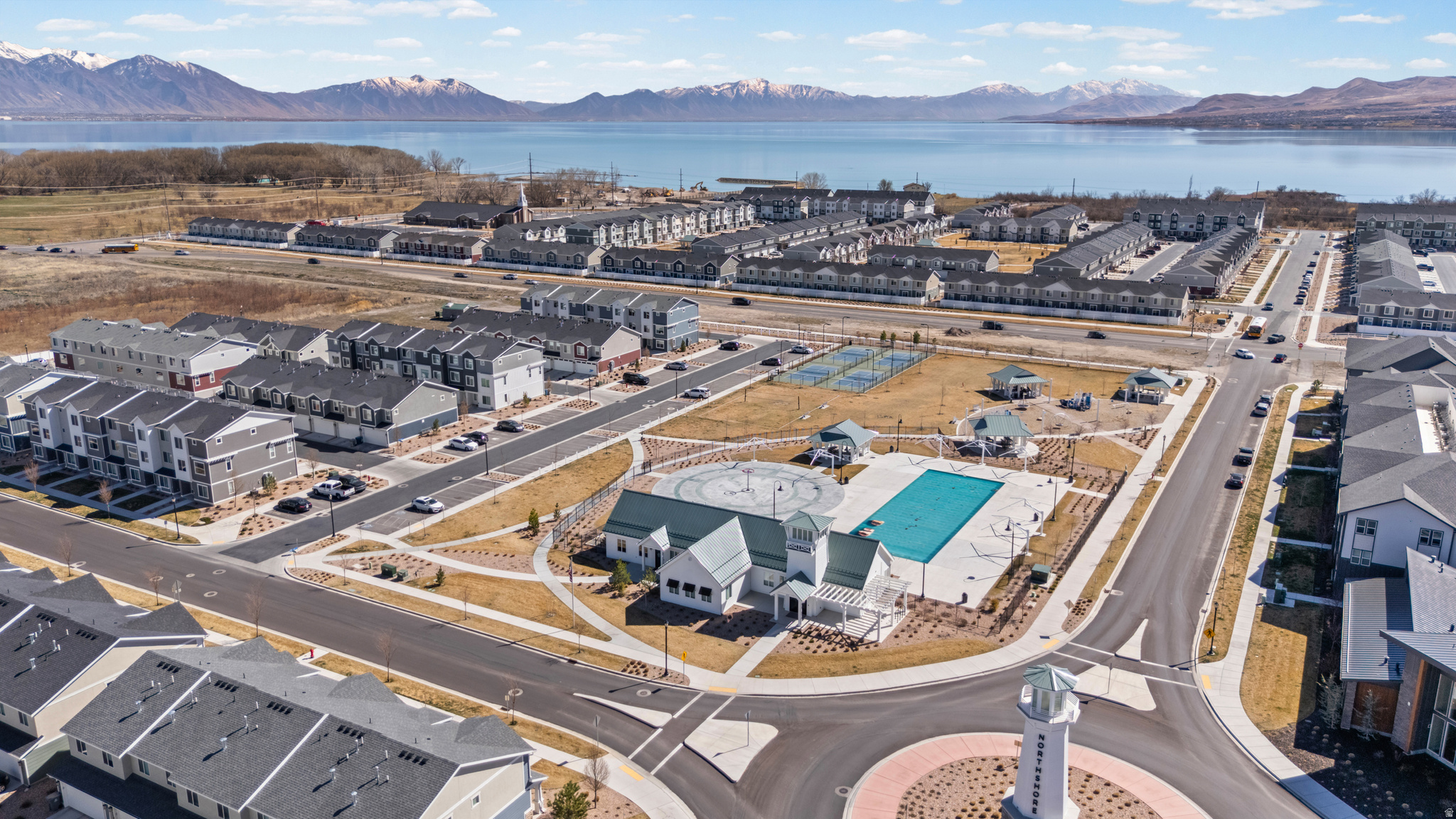 NORTHSHORE - Residential