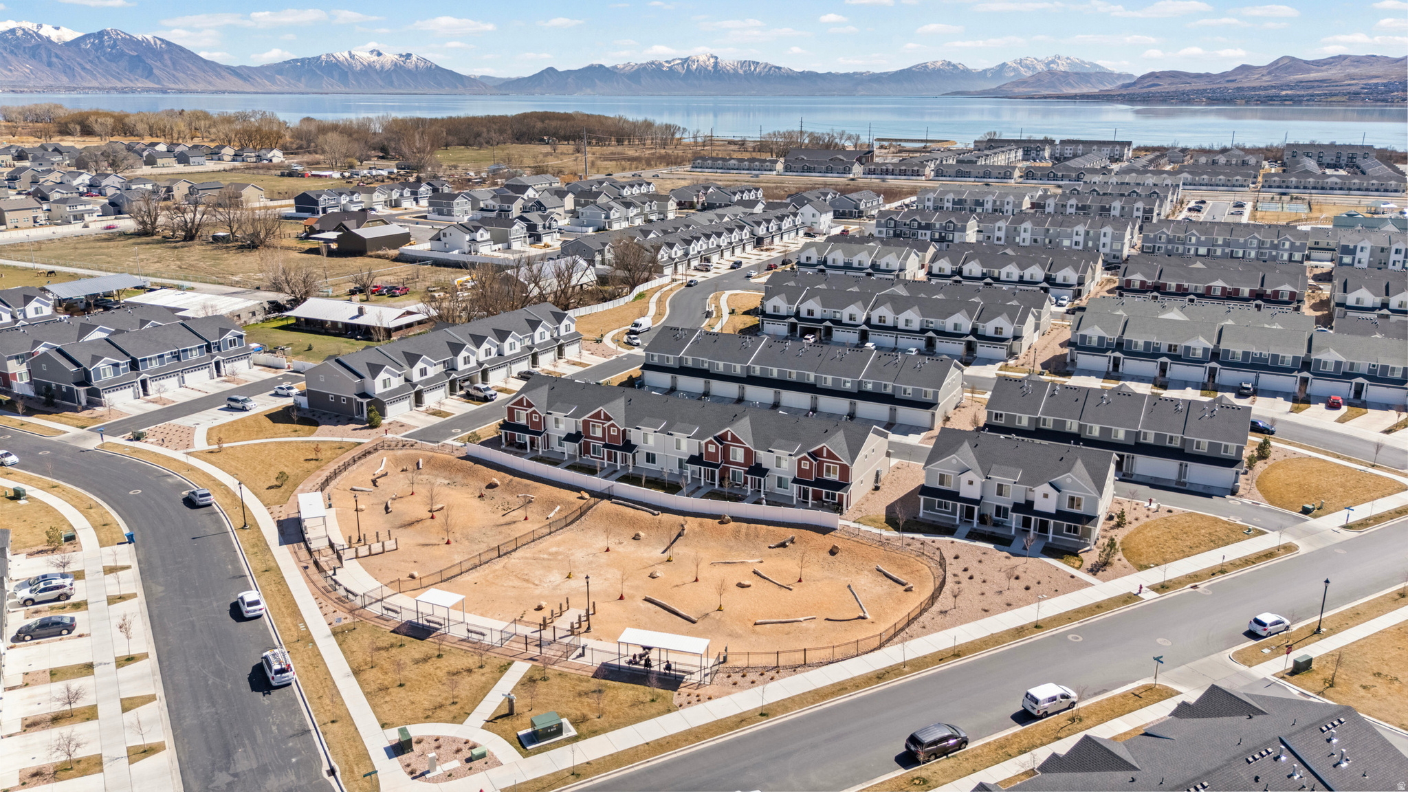 NORTHSHORE - Residential