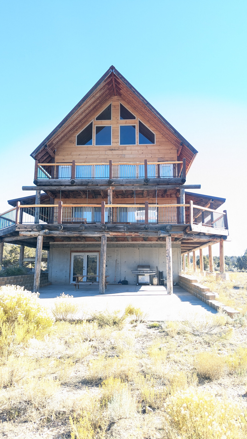 DEEP CREEK RANCHES - Residential