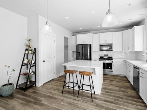 Tiny photo for 2191 W NORTHRIDGE DR, Lehi, UT 84043 (MLS # 2134483)