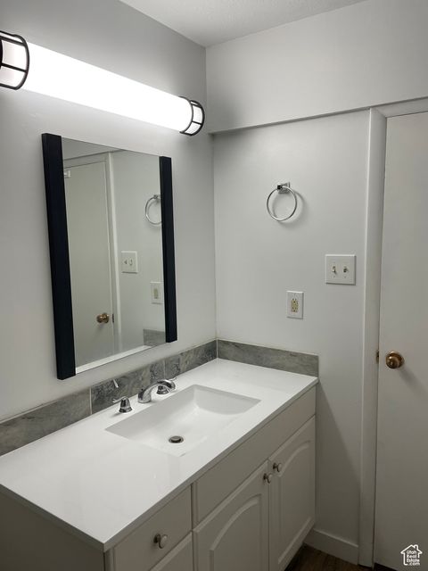 Tiny photo for 1586 E VENTNOR AVE, Holladay, UT 84121 (MLS # 2119614)