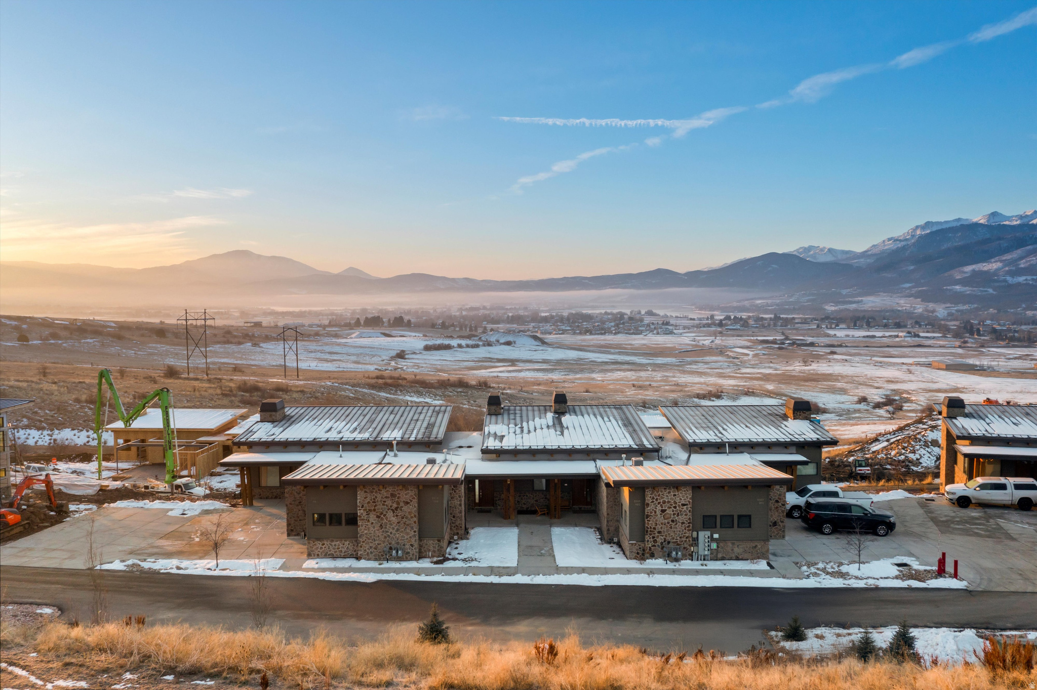 THE RIDGE TOWNHOMES - Residential
