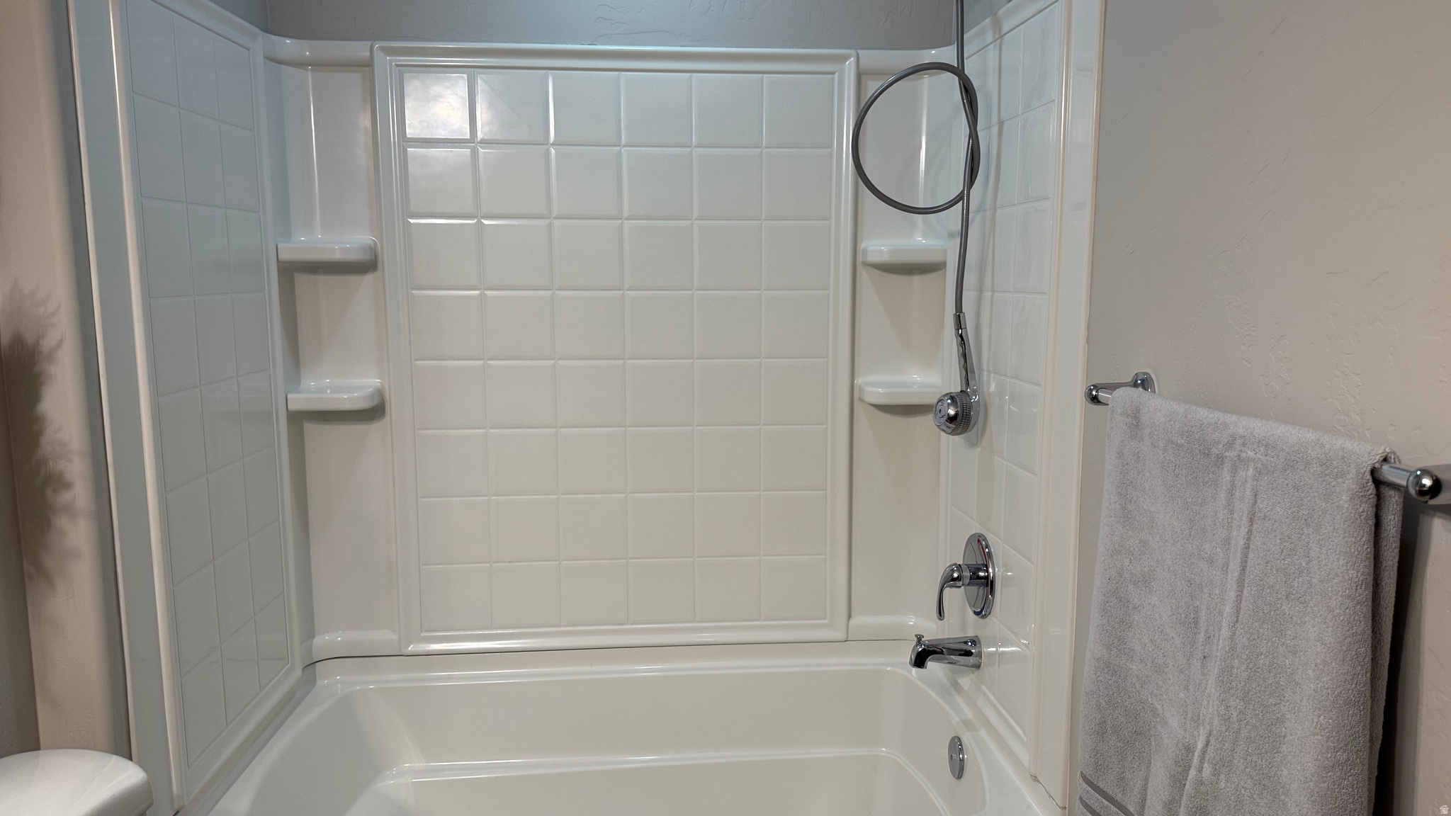 STONEY BROOK COTTAGE - Residential