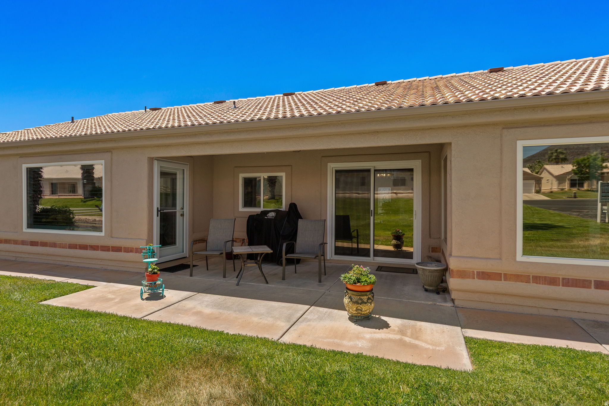 WEST SPRINGS TOWNHOMES - Residential