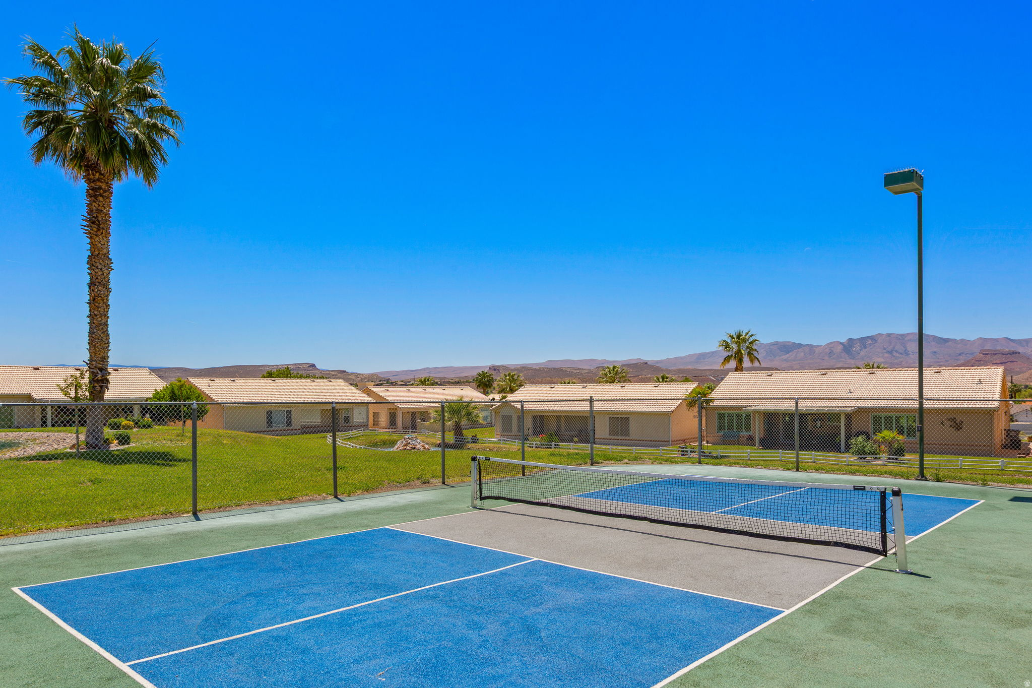 WEST SPRINGS TOWNHOMES - Residential
