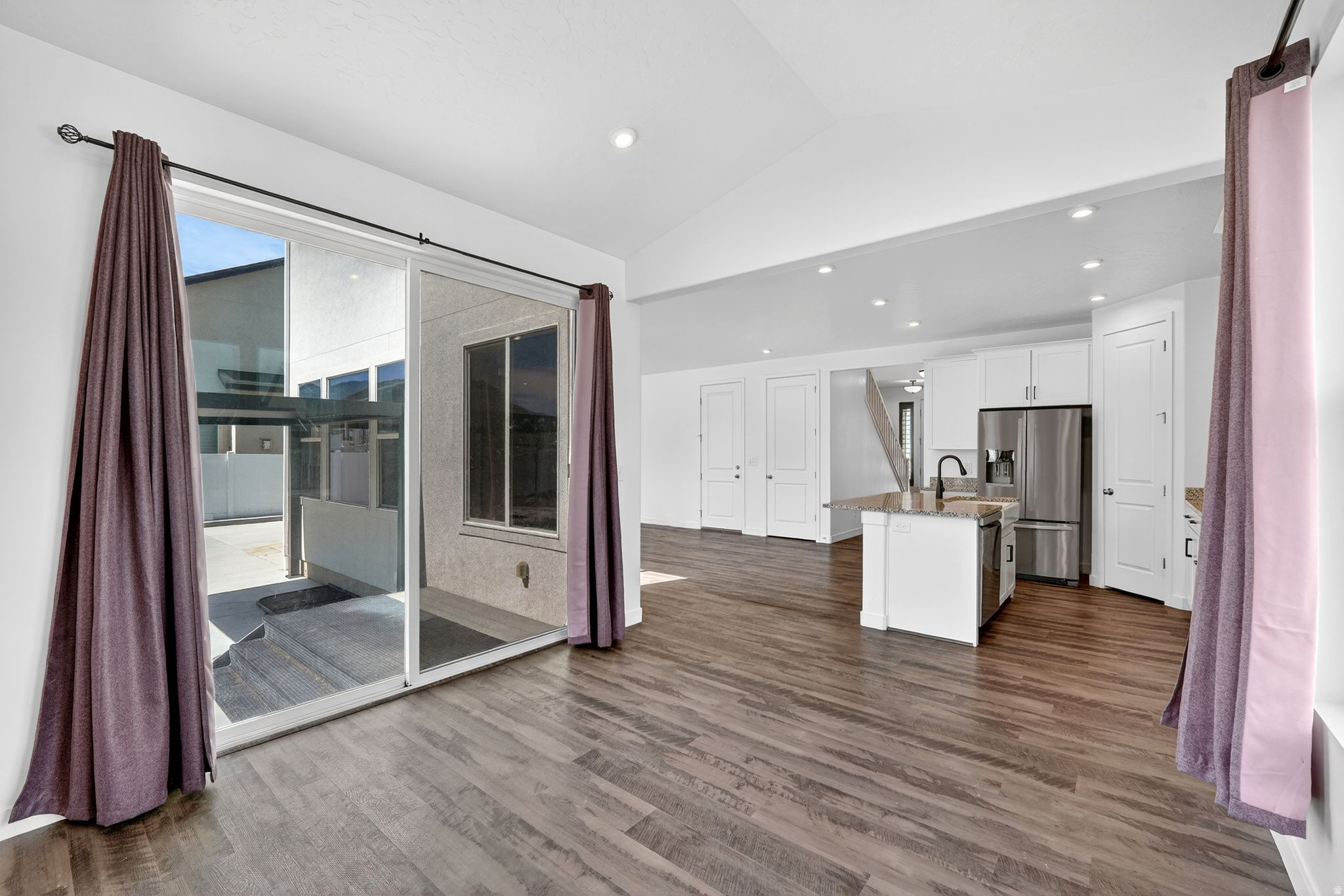 WOOD HOLLOW ESTATES - Residential