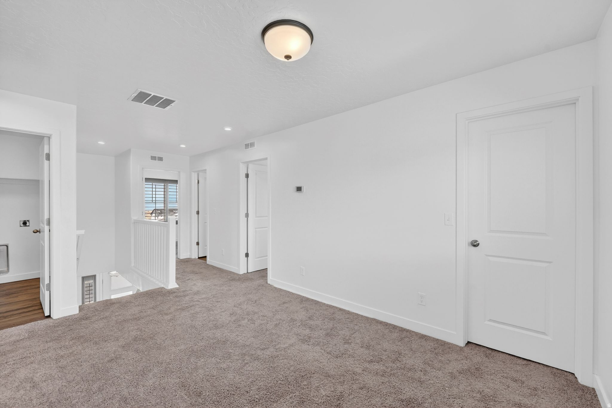 WOOD HOLLOW ESTATES - Residential