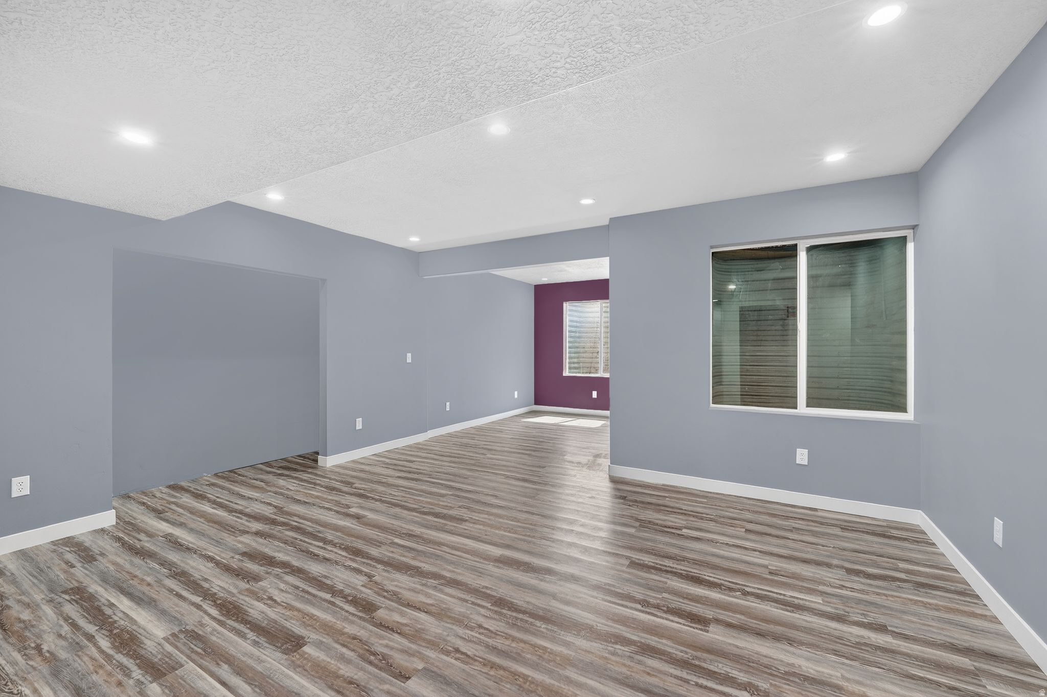 WOOD HOLLOW ESTATES - Residential