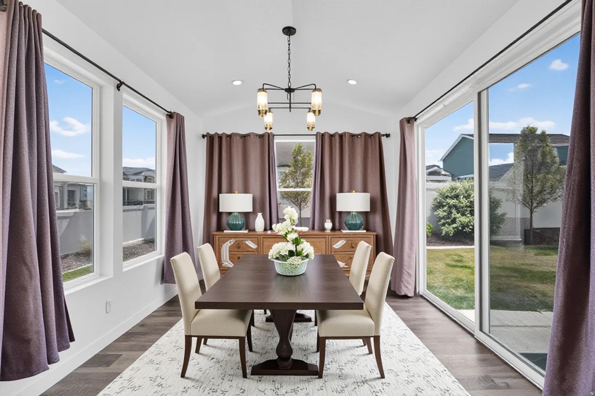 WOOD HOLLOW ESTATES - Residential