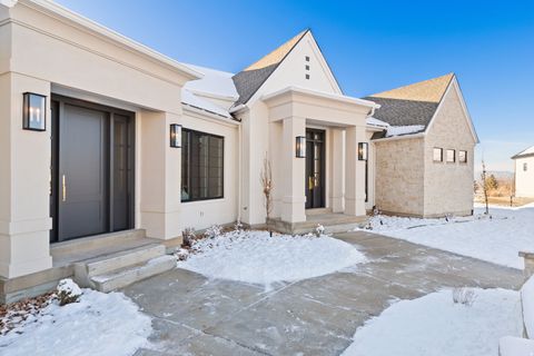 Tiny photo for 581 W LUCILLES CV, Woodland Hills, UT 84653 (MLS # 2125350)