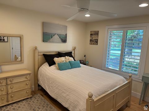 Tiny photo for 2110 E LONSDALE DR, Cottonwood Heights, UT 84121 (MLS # 2117033)