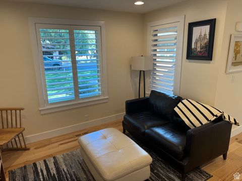 Tiny photo for 2110 E LONSDALE DR, Cottonwood Heights, UT 84121 (MLS # 2117033)