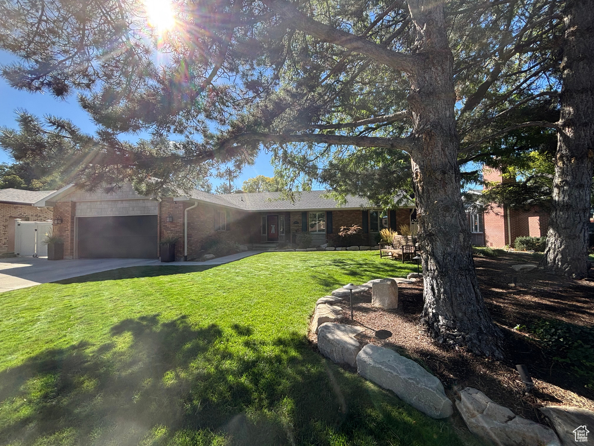 SOMERSET SOUTH - Residential