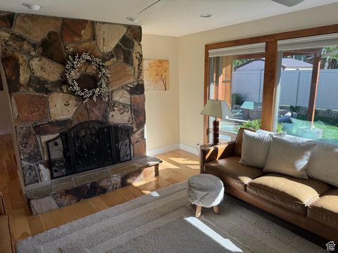 Tiny photo for 2110 E LONSDALE DR, Cottonwood Heights, UT 84121 (MLS # 2117033)