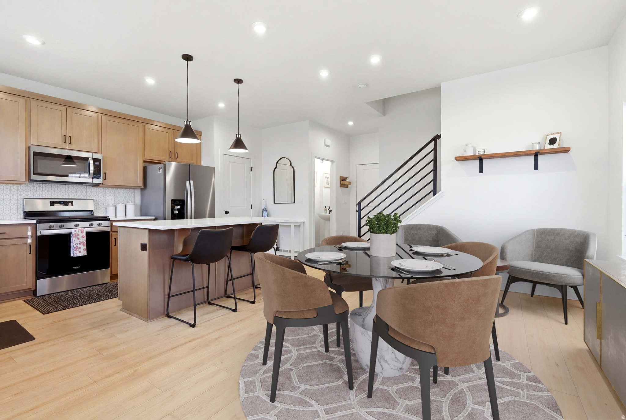 SCENIC MOUNTAIN - Residential