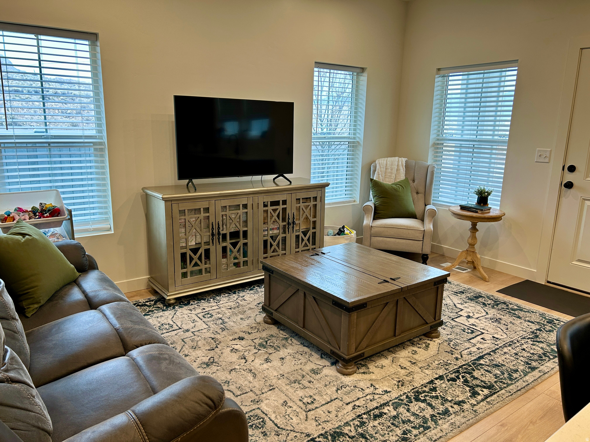 SCENIC MOUNTAIN - Residential