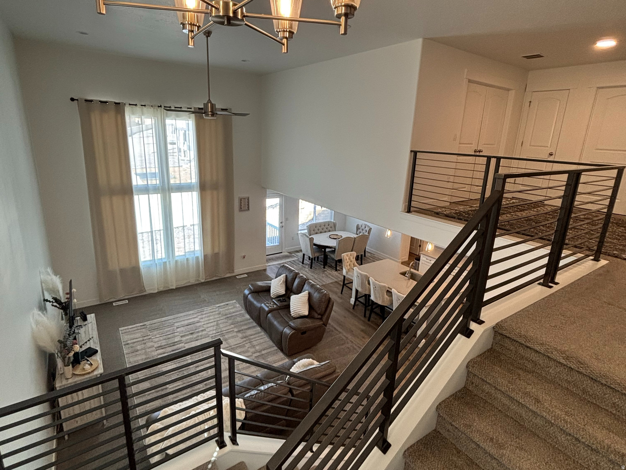 RIDGEHORNE - Residential