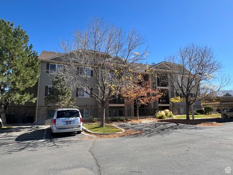 Photo of 8198 N CEDAR SPRINGS RD #T6, Eagle Mountain, UT 84005 (MLS # 2119416) Photo of 8198 N CEDAR SPRINGS RD #T6, Eagle Mountain, UT 84005 (MLS # 2119416)