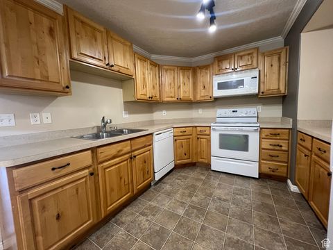 Tiny photo for 8198 N CEDAR SPRINGS RD #T6, Eagle Mountain, UT 84005 (MLS # 2119416)