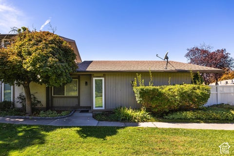 Tiny photo for 5764 S 1615 E, Murray, UT 84121 (MLS # 2188019)
