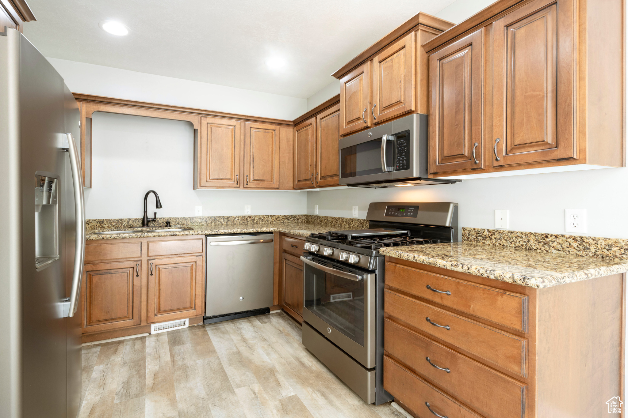 STONELEIGH HEIGHTS AT SUNCREST PHASE 2A - Residential