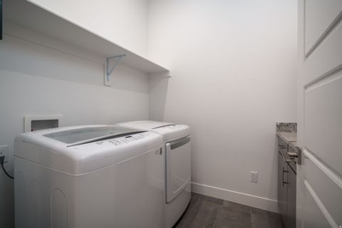 Tiny photo for 789 S MILLER AVE, North Salt Lake, UT 84054 (MLS # 2141350)