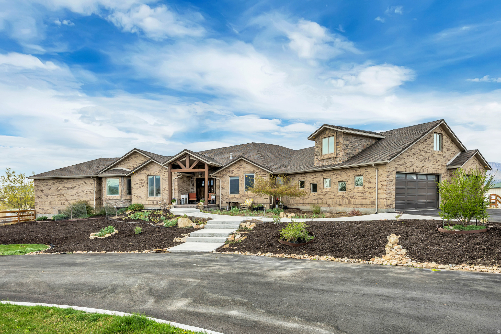 THE BENCHES AT SOUTH - Residential