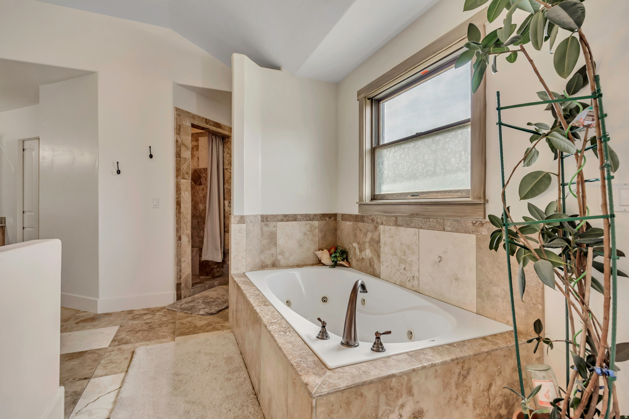 THE BENCHES AT SOUTH - Residential