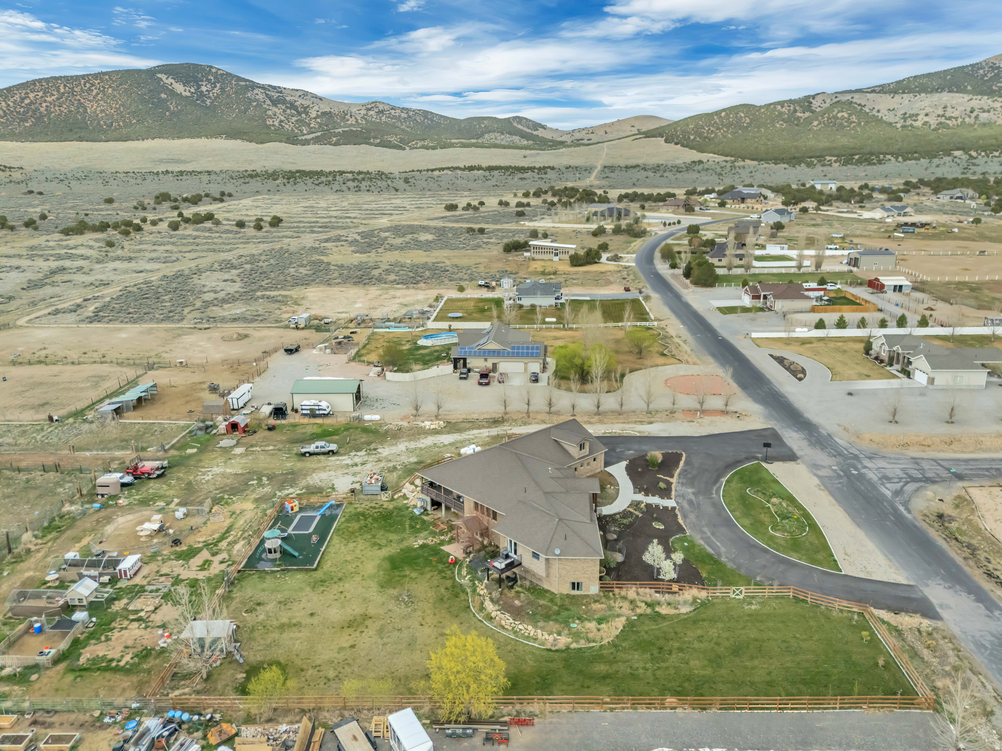THE BENCHES AT SOUTH - Residential