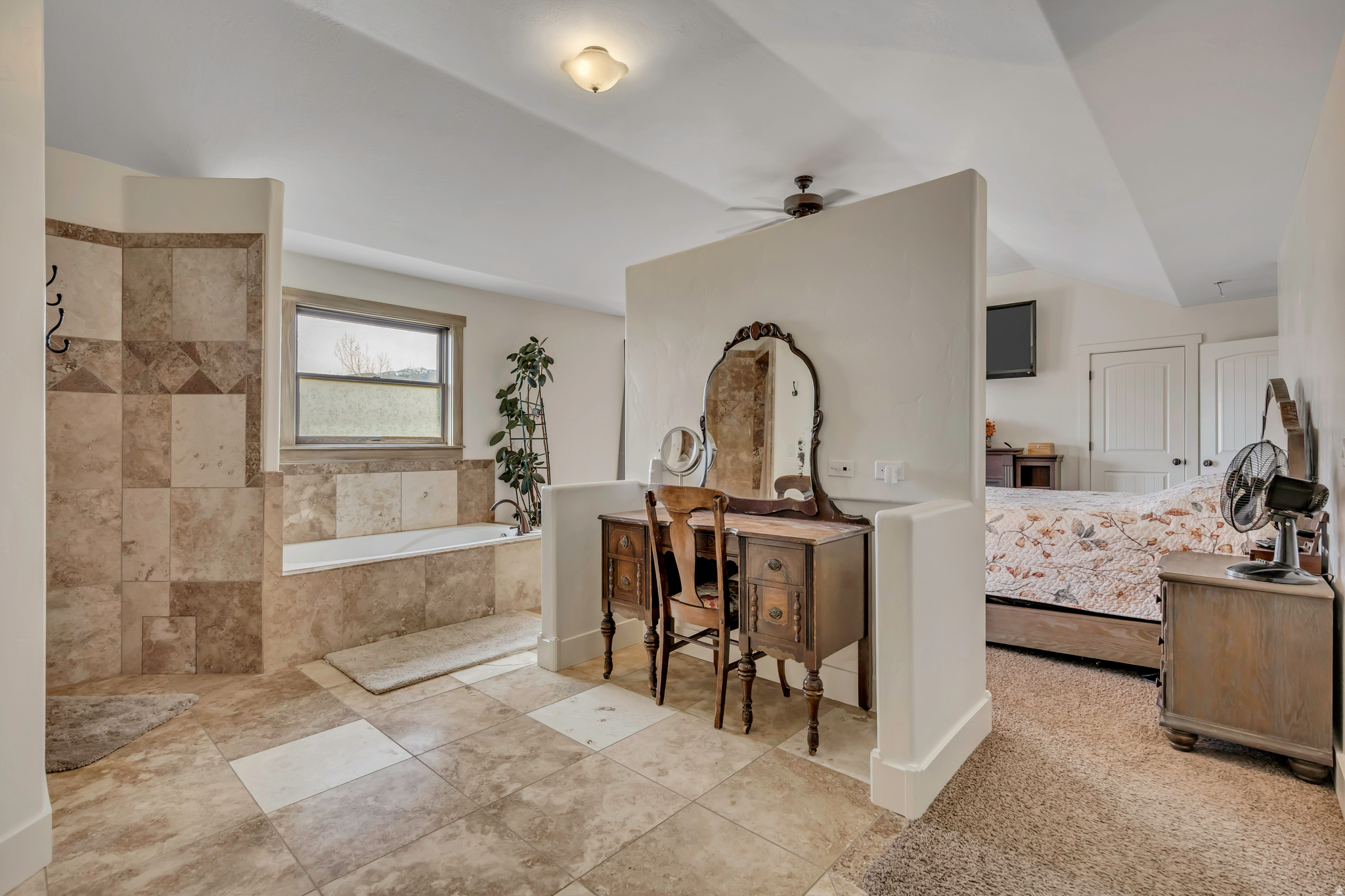 THE BENCHES AT SOUTH - Residential