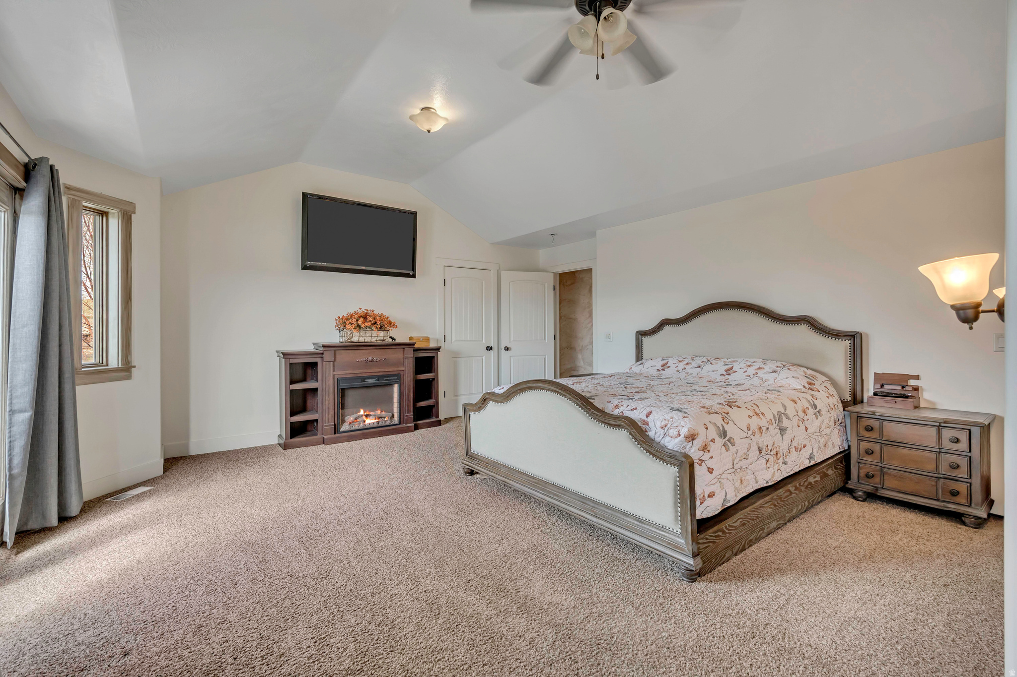 THE BENCHES AT SOUTH - Residential