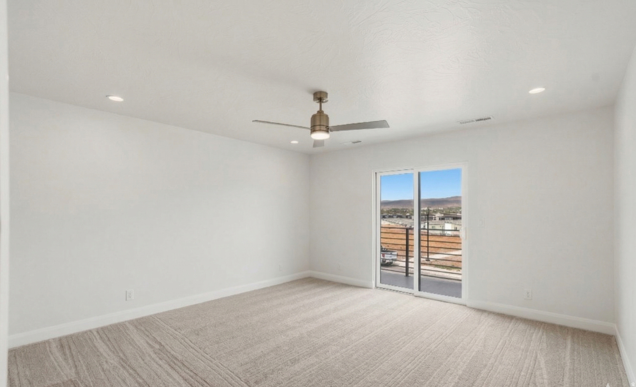 DESERT RIDGE ESTATES - Residential