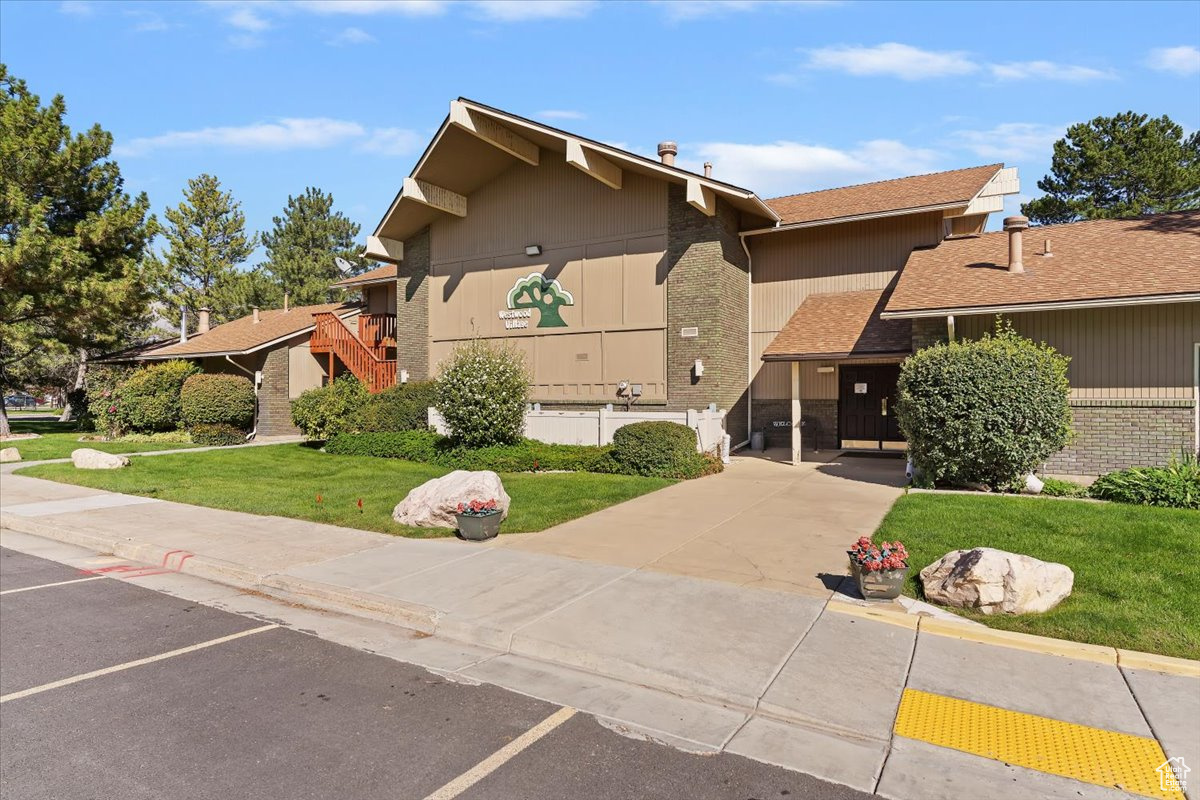 WESTWOOD VILLAGE - Residential