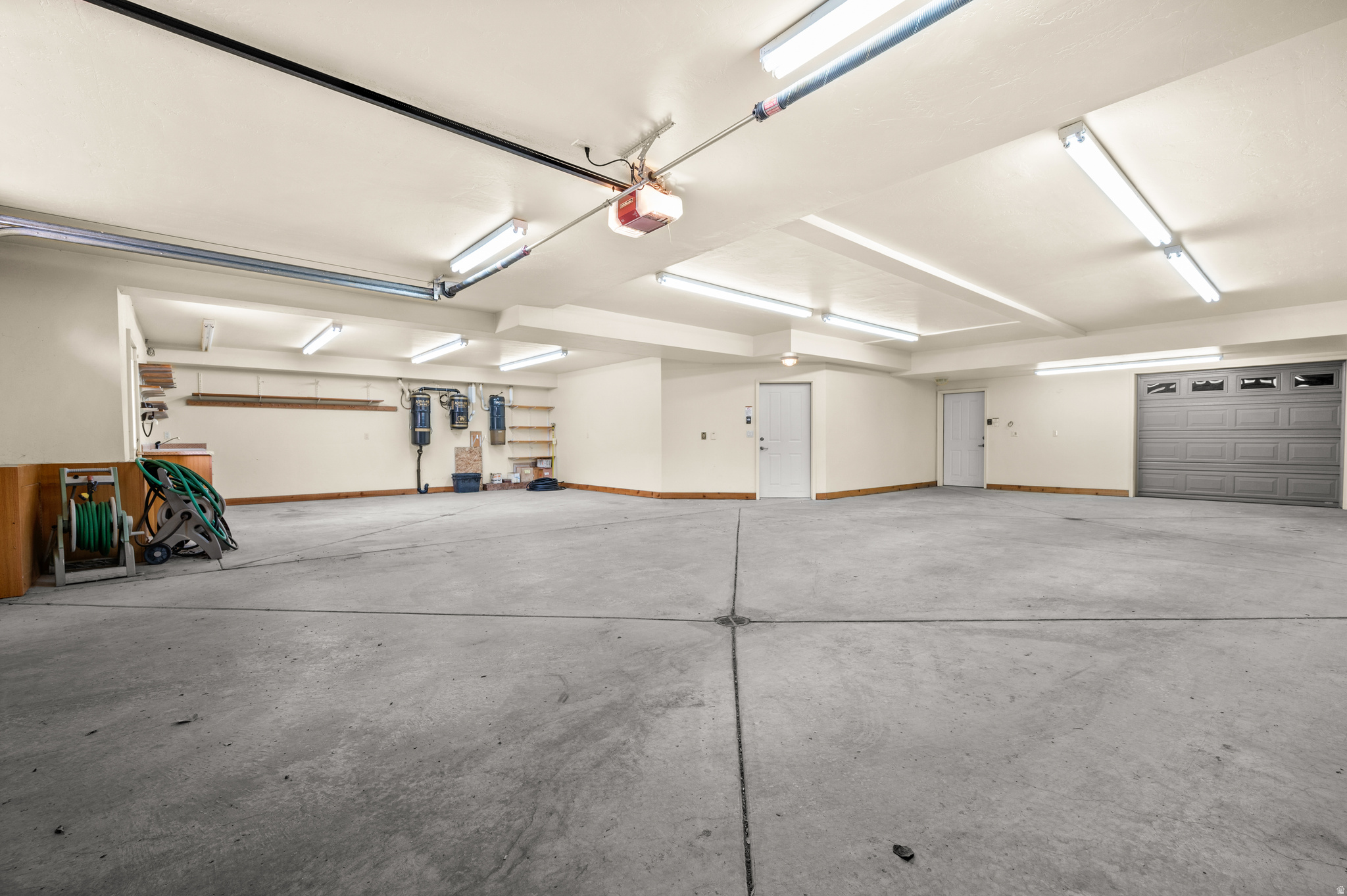 CAPITOL - Residential