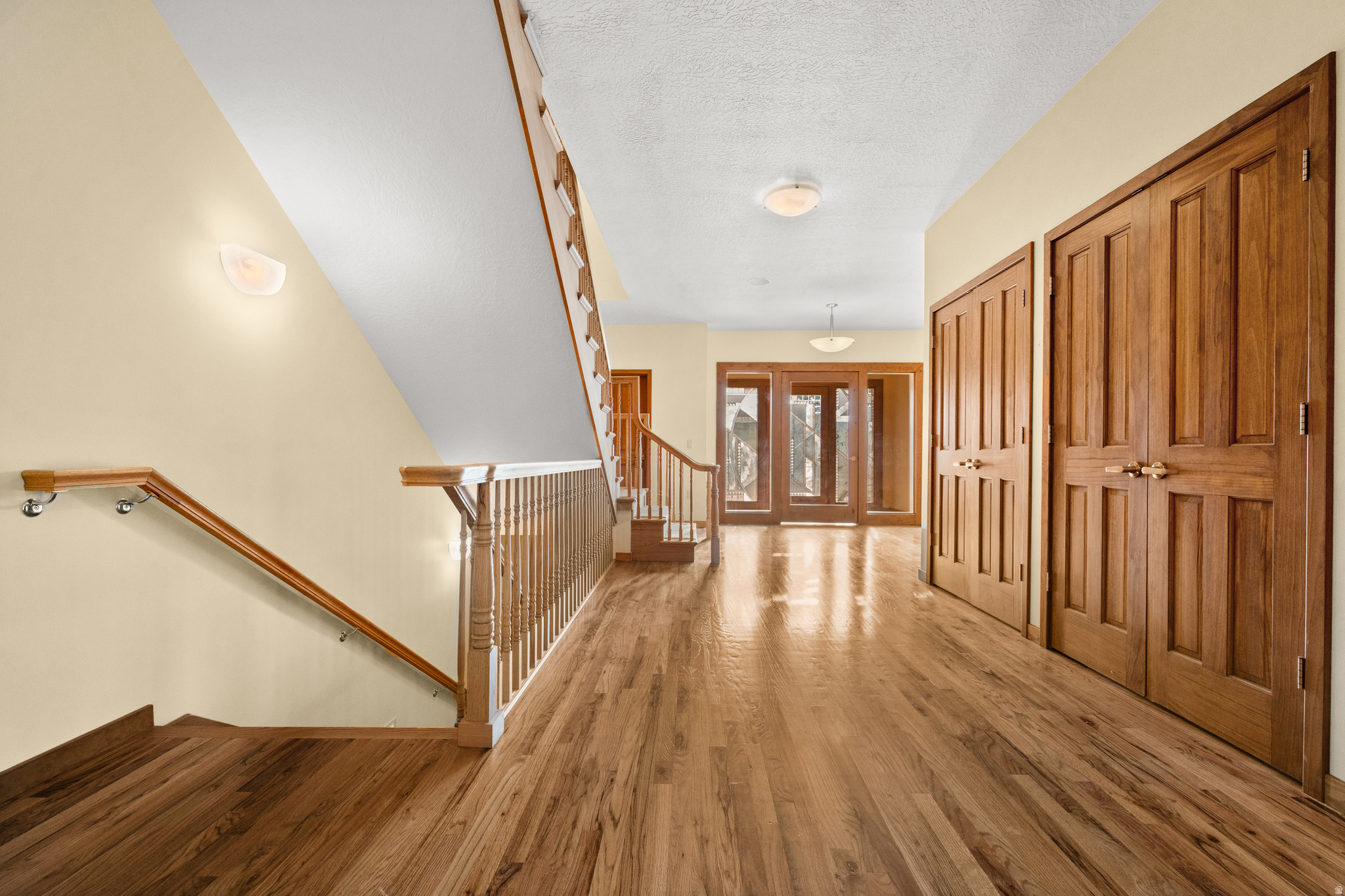 CAPITOL - Residential