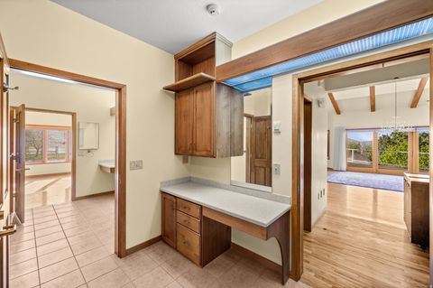 Tiny photo for 927 N ENSIGN VISTA DR, Salt Lake City, UT 84103 (MLS # 2151539)