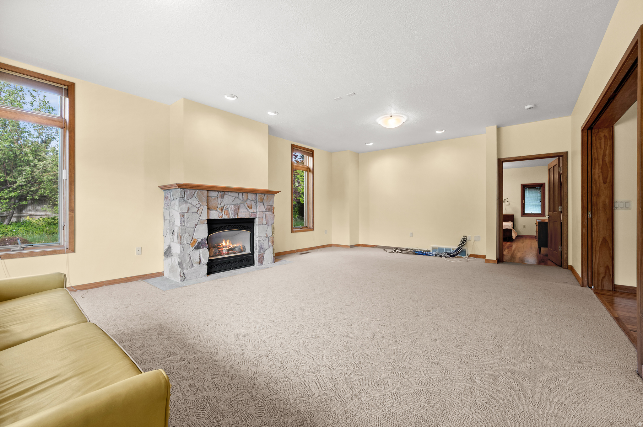 CAPITOL - Residential