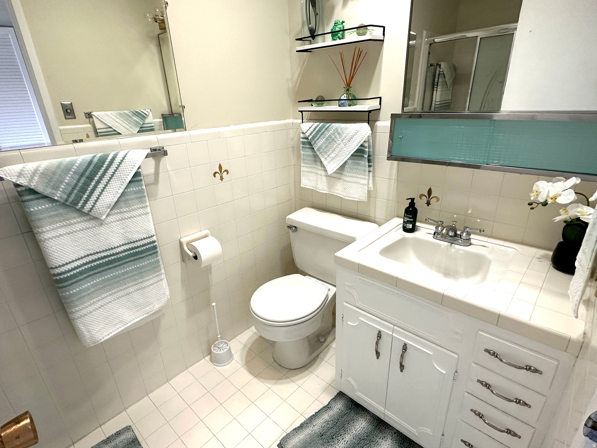 CARRIAGE LANE - Residential