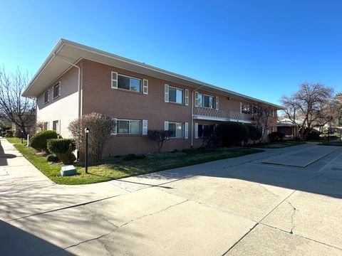 Photo of 2223 E CARRIAGE LN #48, Holladay, UT 84117 (MLS # 2144965)