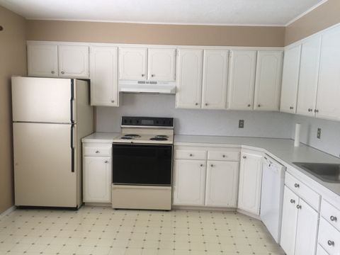 Tiny photo for 2223 E CARRIAGE LN #48, Holladay, UT 84117 (MLS # 2144965)