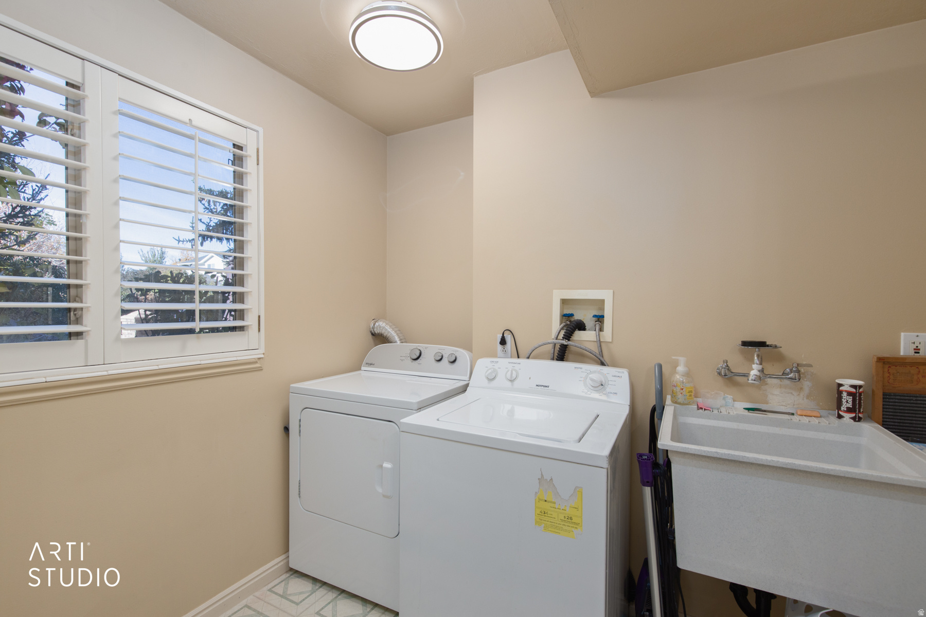 SOUTH BENCH ESTATES - Residential