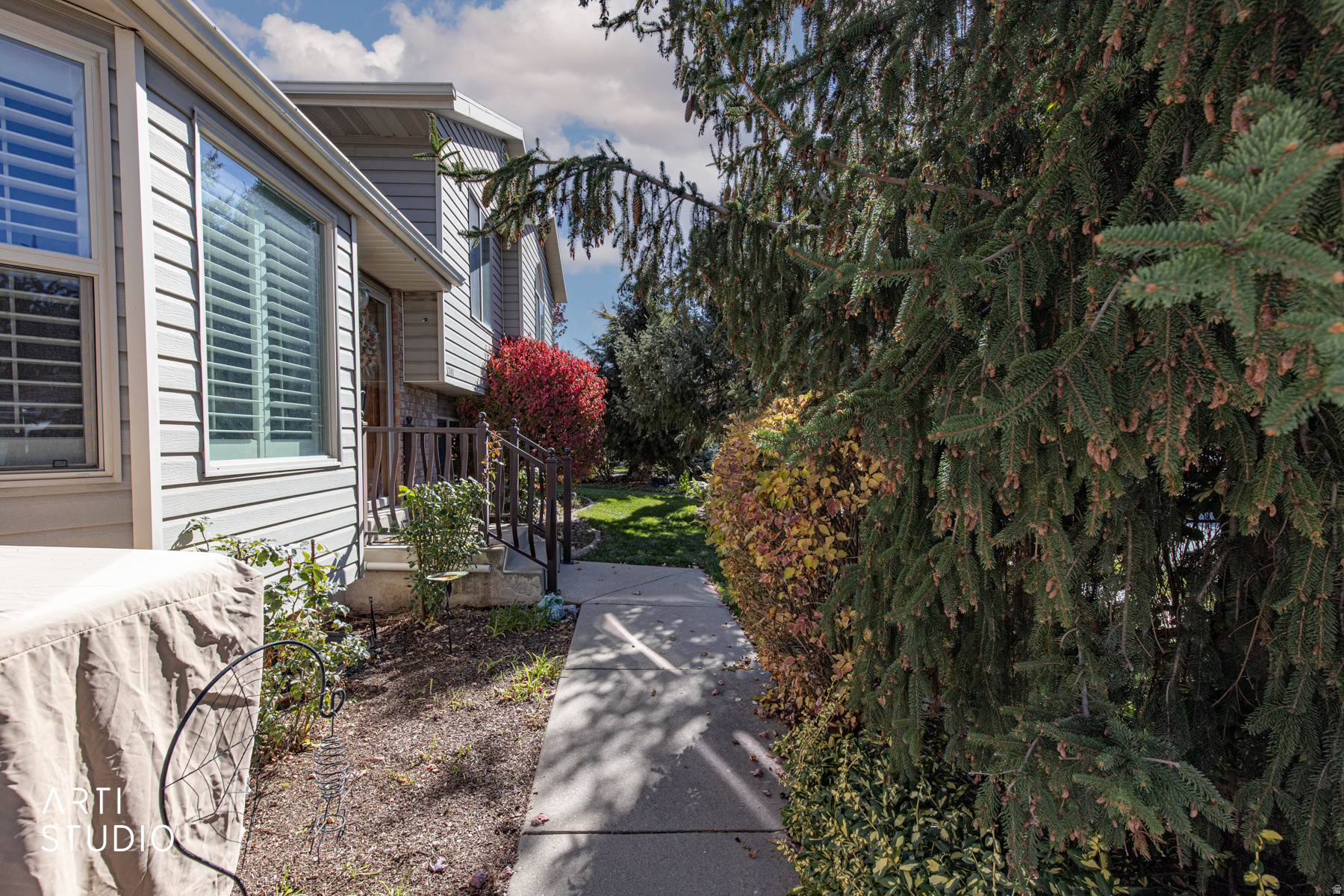 SOUTH BENCH ESTATES - Residential