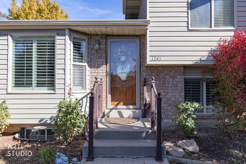 Tiny photo for 1241 S 700 E, Kaysville, UT 84037 (MLS # 2120275)