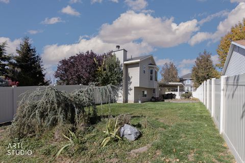 Tiny photo for 1241 S 700 E, Kaysville, UT 84037 (MLS # 2120275)