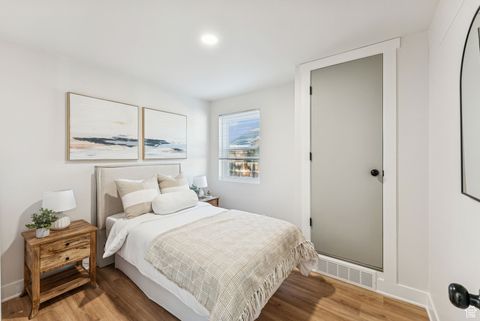 Tiny photo for 1021 E MILLBERT AVE, Millcreek, UT 84106 (MLS # 2117296)